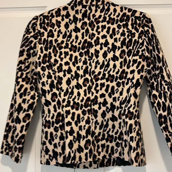 Tahari jacket - Picture 4 of 6